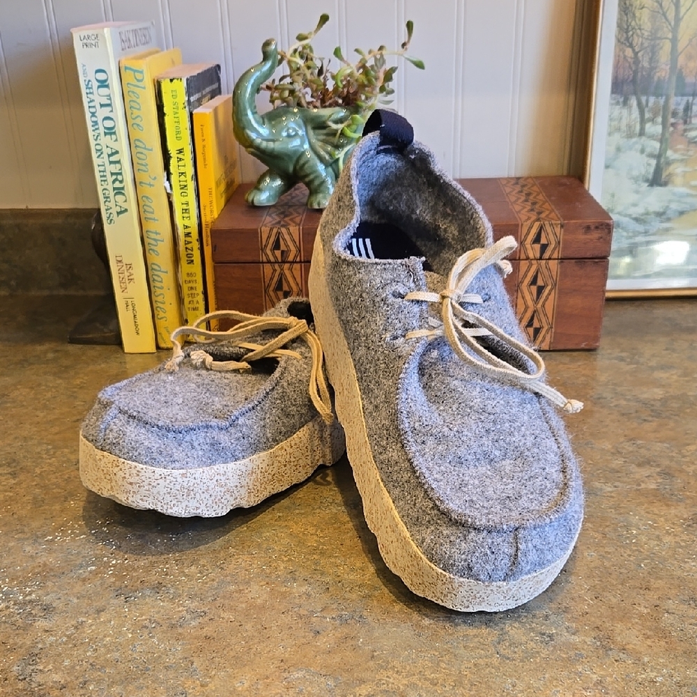 EUC Mns Asportuguesas Gray Wool Shoe Suze 43